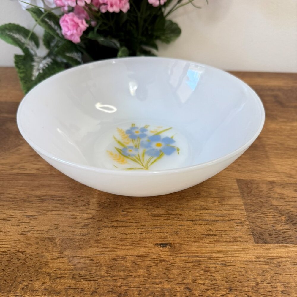 Fire King Forget Me Not Milk Glass Bowl Vintage Blue‎ Floral Pattern Mixing Bowl
